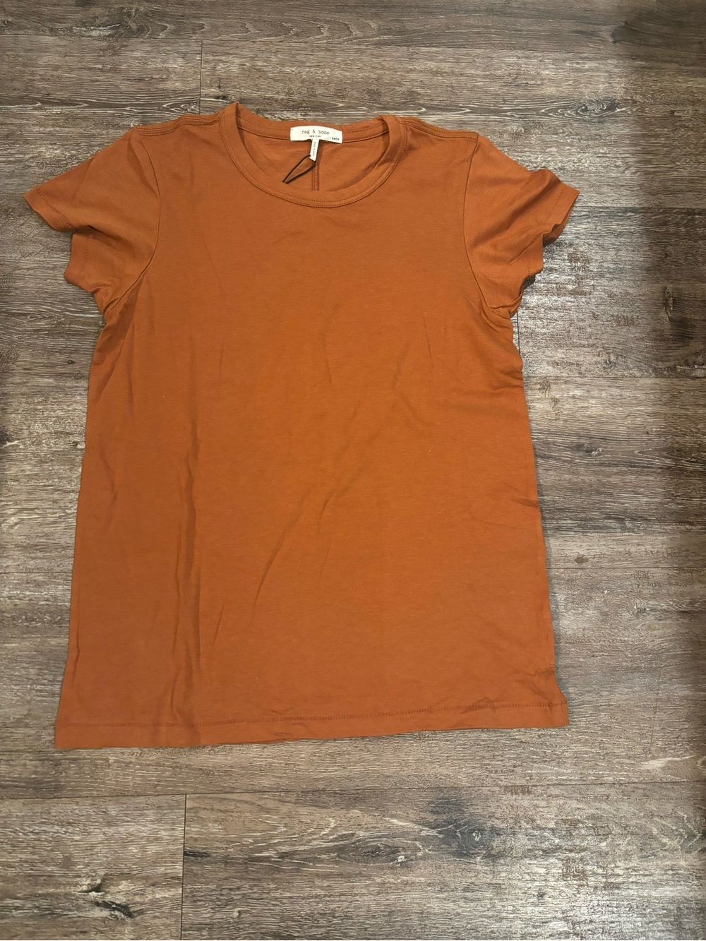 rag & bone Short-Sleeve Crewneck Tee. Copper. Core tee